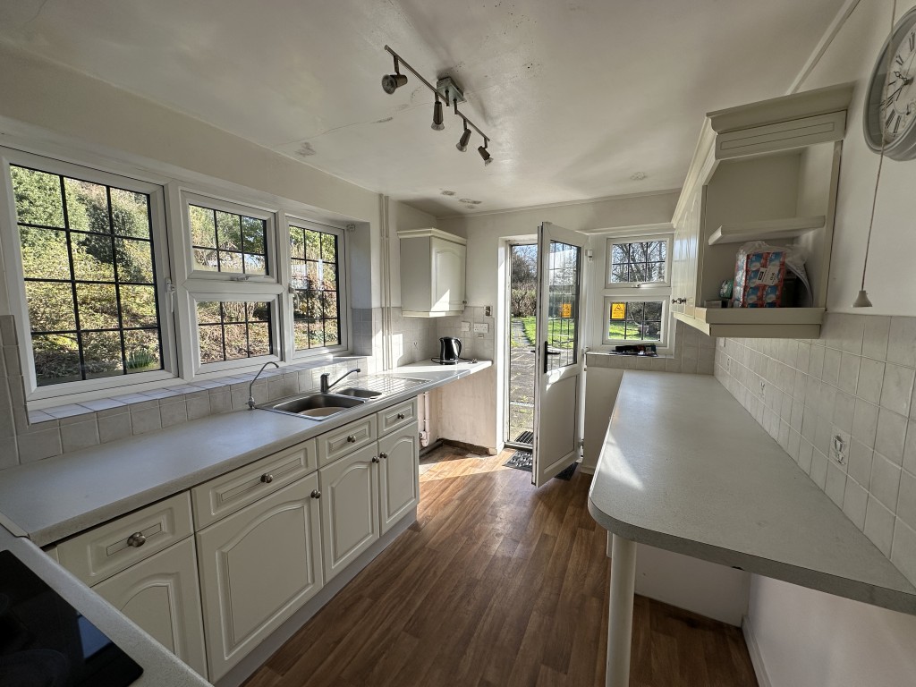 Lot: 135 - DETACHED COTTAGE FOR REFURBISHMENT ON 1.23 ACRES OF GROUNDS - Ground Floor Kitchen with entrance